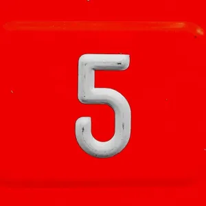 Top 5 Signs You Need Tooth Extractions in Garden City Top 5 Signs You Need Tooth Extractions in Garden City